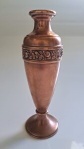 Leia mais sobre o artigo Vaso Floreiro