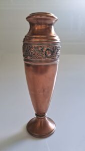 Leia mais sobre o artigo Vaso Floreiro