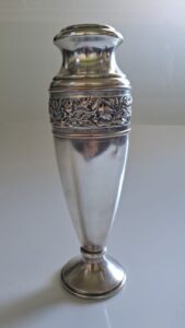 Leia mais sobre o artigo Vaso Floreiro
