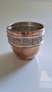 Leia mais sobre o artigo Cachapot (Vaso Decorativo)