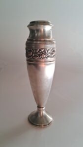 Leia mais sobre o artigo Vaso Floreiro