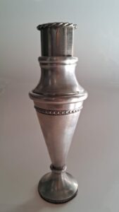 Leia mais sobre o artigo Vaso Floreiro