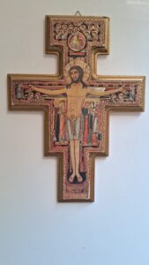 Leia mais sobre o artigo Crucifixo