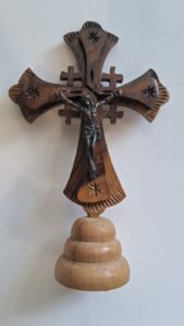 Leia mais sobre o artigo Crucifixo