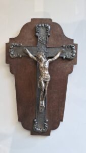 Leia mais sobre o artigo Crucifixo