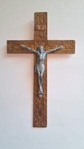 Leia mais sobre o artigo Crucifixo