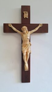 Leia mais sobre o artigo Crucifixo
