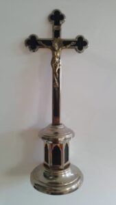 Leia mais sobre o artigo Crucifixo